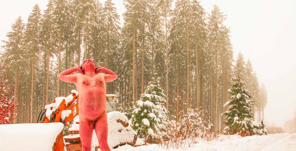 Male nude in the snow showing his penis and testis in Germany
